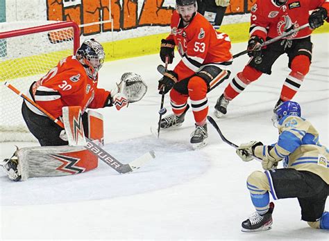 Penticton Vees Sweep Nanaimo Clippers To Become BCHL Champions