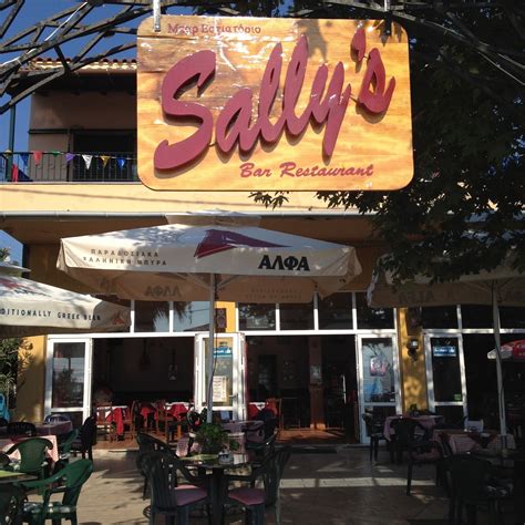 The Fry up Inspector: Sally's Bar - Ipsos, Corfu