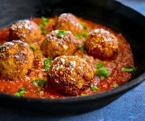 Cauliflower Meatballs In Marinara Sauce