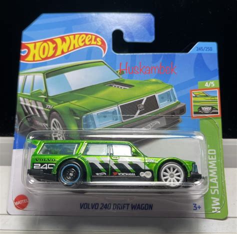 Hot Wheels Mint Short Carded Super Treasure Hunt Volvo Drift Wagon