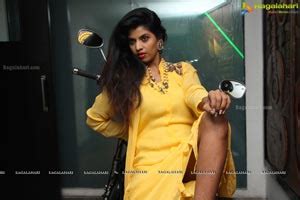 Manisha Pillai Hot Stills Page