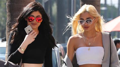 Besties Who Brunch Kylie Jenner And Pia Mia Hold Hands Wear Matching Outfits On Girls Day Out