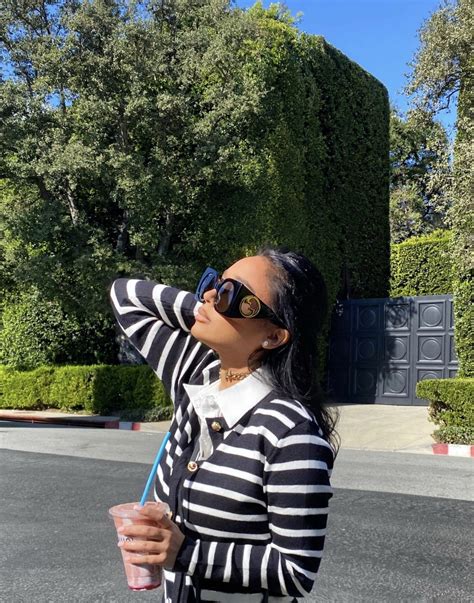 JC In A Jet Set Babe Ultimate Class Look Slaylebrity