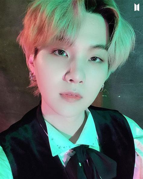 Bts Suga 비티에스 슈가はinstagramを利用しています「pianist Suga Is Literally So