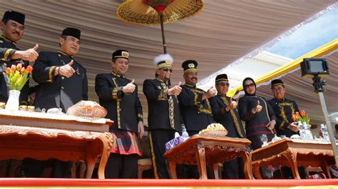 Kutim Dukung Pelestarian Budaya Erau Adat Pelas Benua Di Kukar RADAR