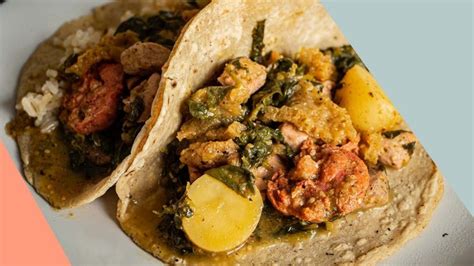 Recetas De Chicharr N Guisado En Salsa Roja Verde Y Pasilla