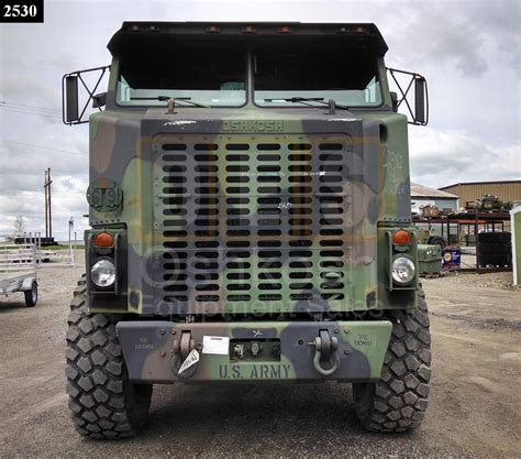 M1070 8x8 HET Military Heavy Haul Tractor Truck (TR-500-59) - Oshkosh Equipment