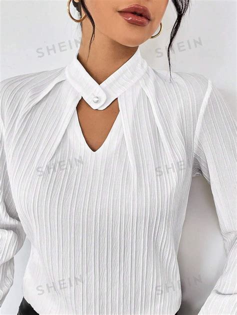 SHEIN Privé Blouse Encolure Trou De Serrure À Détail Plié Mode en