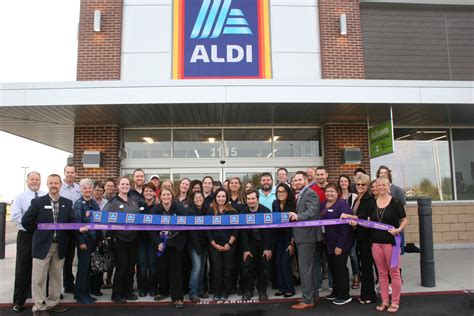 Aldis Celebrates Grand Re Opening Star Journal