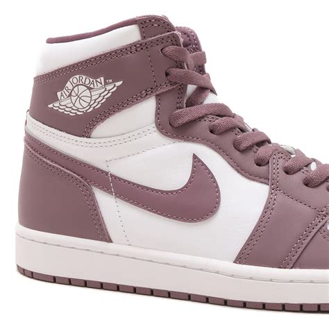 JORDAN BRAND AIR JORDAN 1 RETRO HIGH OG WHITE SKY J MAUVE WHITE Atmos