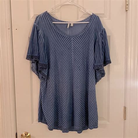 Cato Tops Cato Blue Textured Top With Flattering Diagonal Lines