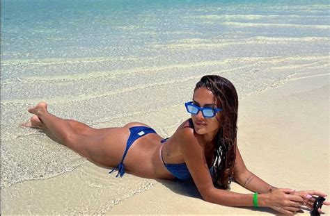 Giorgia Palmas Ultimi Giorni Di Vacanza Bollenti Tra Lato B E Bikini Hot