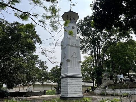 Tilik Sejarah Menara Loji Riwayatmu Kini Kumparan