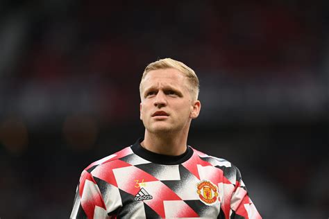 Donny Van De Beek Reveals Desire To Leave Man Utd For Playing Time