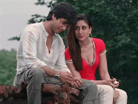 16 Years Of Jab We Met 10 Unforgettable Stills From The Shahid Kapoor