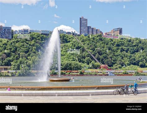 Pittsburgh Golden Triangle Computer Controlled Fountain At Point State