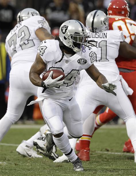 Raiders’ Marshawn Lynch Ejected In 2nd Quarter For Shoving Referee Las Vegas Review Journal