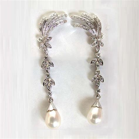 Hanging Earrings - Buy Long Hanging Earrings online at Best Prices