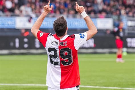 Excelsior Feyenoord Santi Giménez marca doblete y es el máximo