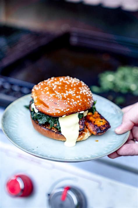 Chickenburger Mit Knoblauch Spinat Rezept Von Gernekochen De