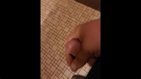 公共浴室射精 Pornhub Gay