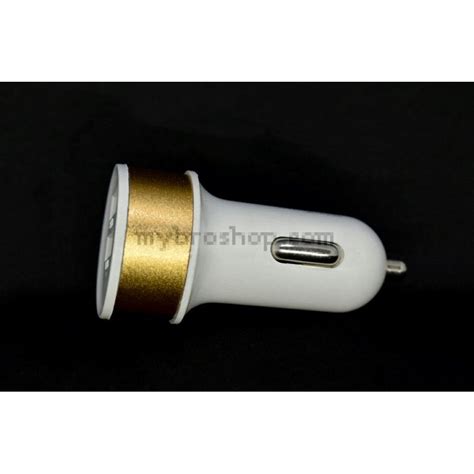 USB зарядно за кола