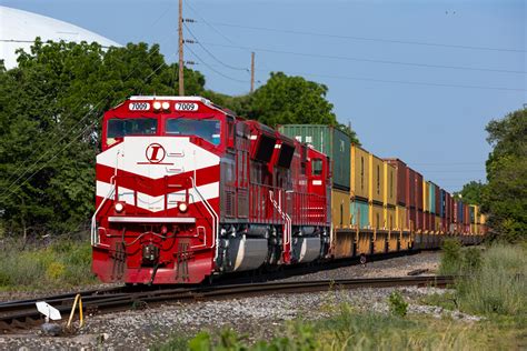 Indiana Rail Roads SD9043MACs Are Fading Out Trains