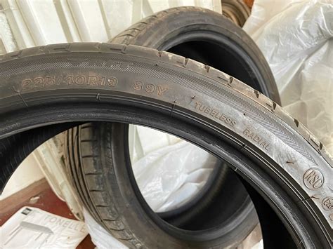 Anvelope Cauciucuri De Vara Runflat BRIDGESTONE 225 40 19 Radauti OLX Ro