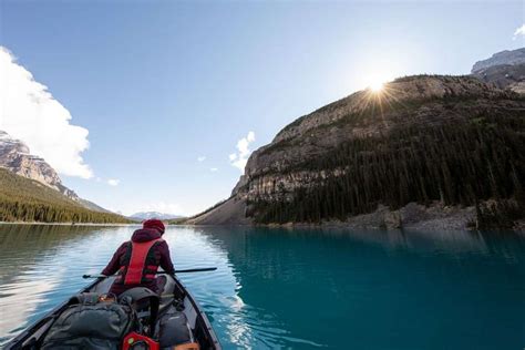 Beginner’s Guide To Canoeing – Green Record