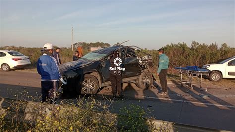 Impresionante Accidente En Circunvalaci N Oeste Volc El Subjefe De