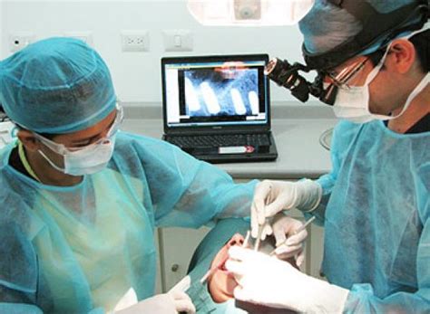 Cirugía oral y maxilofacial Hospital Odontològic UB