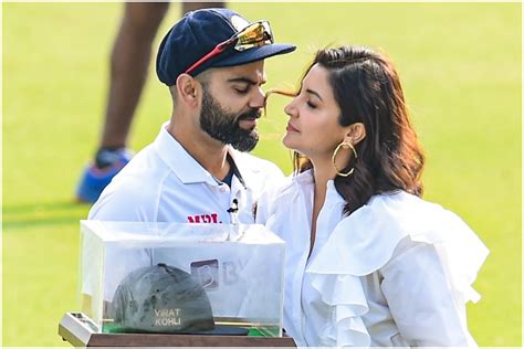 Anushka Sharma Virat Kohli Kiss On Ground As He Receives His Th Test