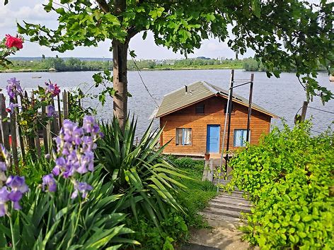 Association De L Tang De La Galiotte Chalets Flottants Carri Res