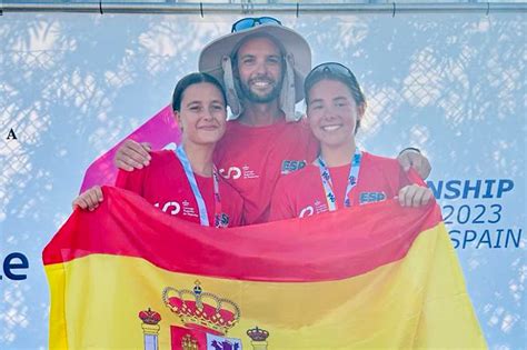 Natalia Dom Nguez E In S Ameneiro Plata En El Mundial De Disputado