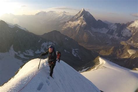 Montagne En Sc Ne Le D Cembre Au Parc Chanot