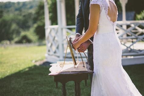 Knot Tying Wedding Ceremony Tradition