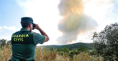 El Incendio De Santa Colomba De Curue O Contin A Activo Y En Nivel