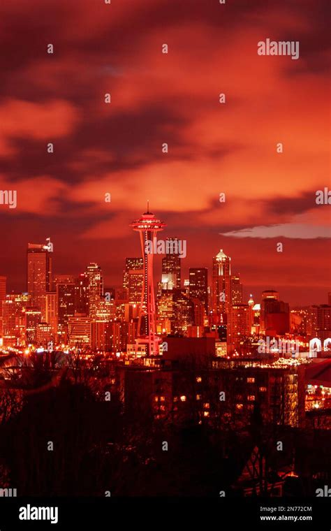 Valentine's Day view from Kerry Park of the nighttime Seattle skyline, Washington, USA, (2005 ...