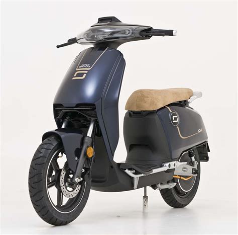 SUPER SOCO CUx Electric Scooter