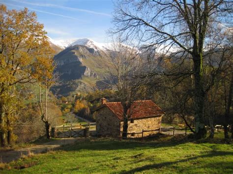 Los Pradones Casa Rural En San Roque De Riomiera Cantabria