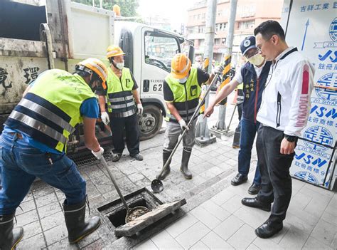 提前備戰「瑪娃」颱風 桃市環保局加強道路側溝清淤 生活 自由時報電子報