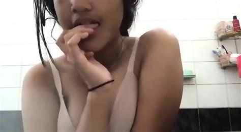 Indian Girl Nude Bathing Boobs Show Show Gurl