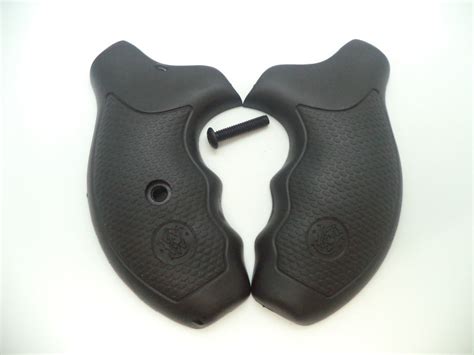 Smith & Wesson J Frame Multi Models Black Rubber Grips Round Butt – USA ...