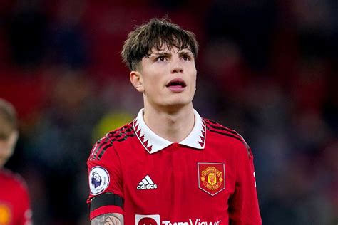 Erik Ten Hag Gives Verdict On Manchester Uniteds Rising Star Alejandro