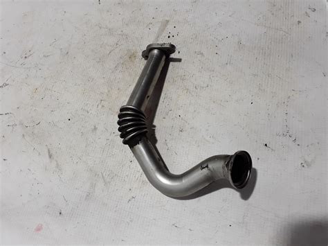 Used Volkswagen Caddy Egr Valve Pipe L R