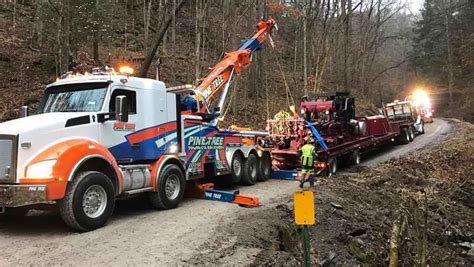 24hr Heavy Recovery Cambridge, Caldwell & Marietta | Truck Accident ...