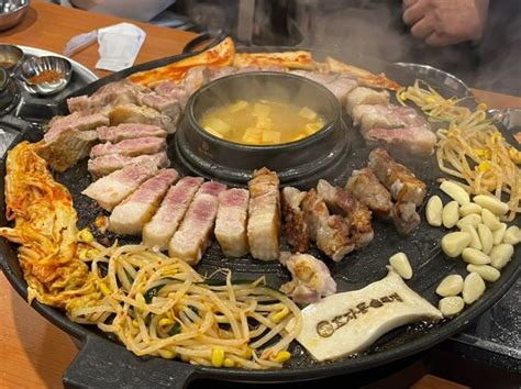 신내동 맛집 효자동솥뚜껑 서울신내점중랑구청 솥뚜껑삼겹살 흑돼지 내돈내산 가성비 신내동 고기집 저녁외식추천 네이버 블로그