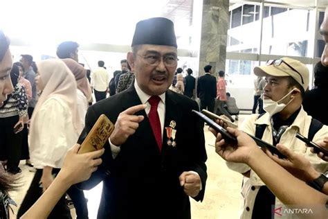 Jimly Nilai Amendemen UUD 1945 Juga Harus Perkuat Sistem Presidensial