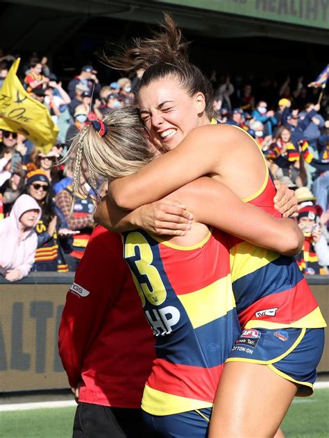 Aflw 2021 Crows Fans Excited For Third Aflw Grand Final The Advertiser