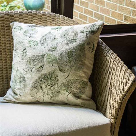 How To Make Leaf Print Drop Cloth Pillows